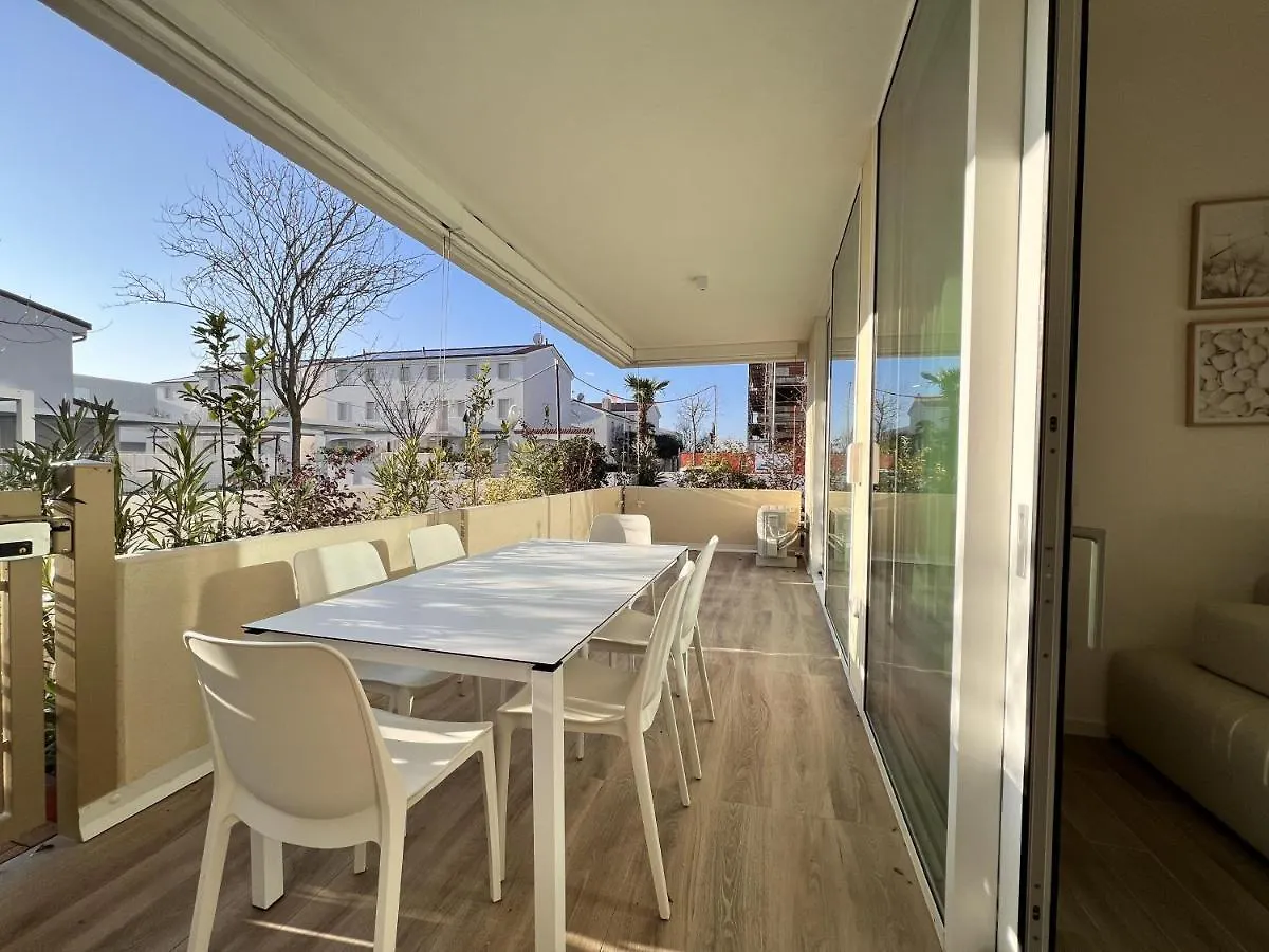 Sun Light Apartment Lido di Jesolo Italy